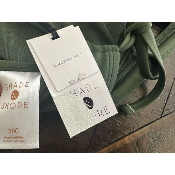 Shade & Shore Green Cut Out Triangle Bikini Top Size 36C New - Picture 4 of 4